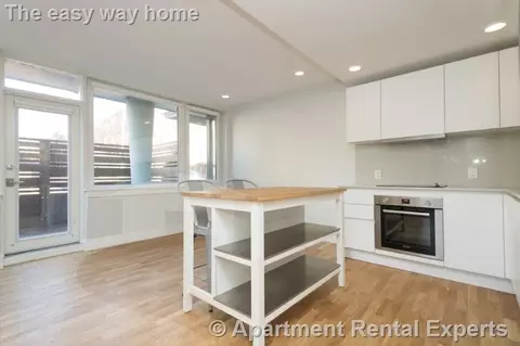 334 Harvard St #C1, Cambridge, MA 02139