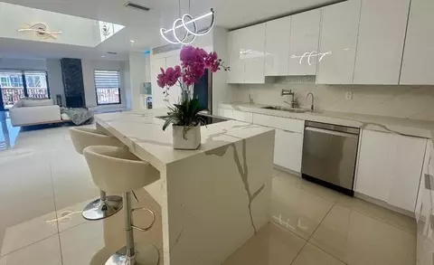 1127 Boca Cove Ln, Highland Beach, FL 33487