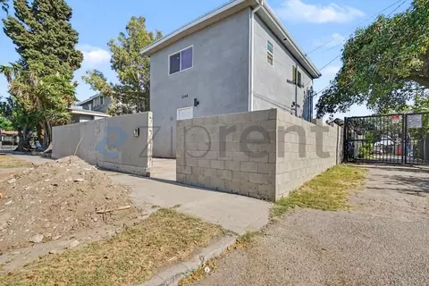 1204 W 50th St, Los Angeles, CA 90037