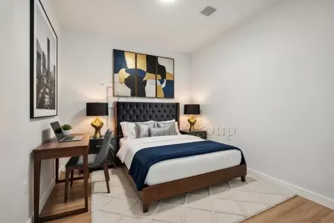 110 Pearl St #10R, New York, NY 10005