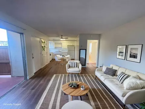 633 E 97th St #1, Inglewood, CA 90301