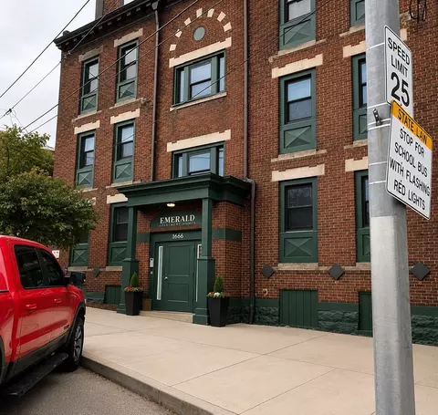 1656 Broadway Ave #201, Pittsburgh, PA 15216
