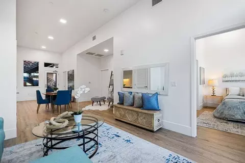 1549 32nd St #106, Oakland, CA 94608