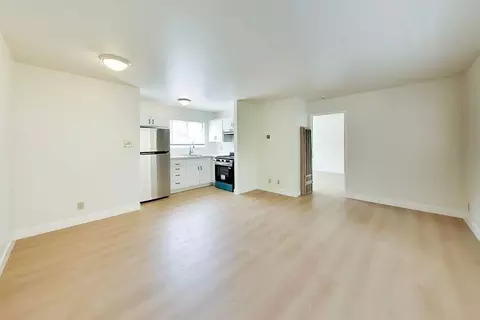 693 San Bruno Ave #04, Brisbane, CA 94005