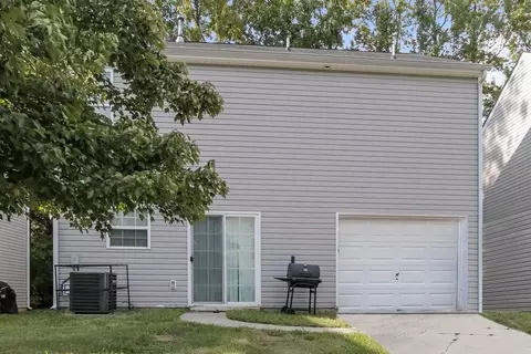 3900 Glory St, Charlotte, NC 28206