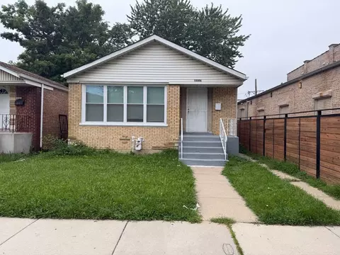 10306 S Corliss Ave, Chicago, IL 60628