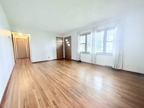 1205 Dorothy Dr, Waterloo, IA 50701