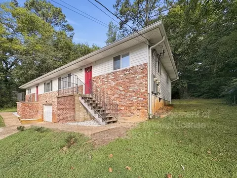 6913 Martha Ave #B, East Ridge, TN 37412