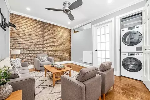 219 E 23rd St #20, New York, NY 10010