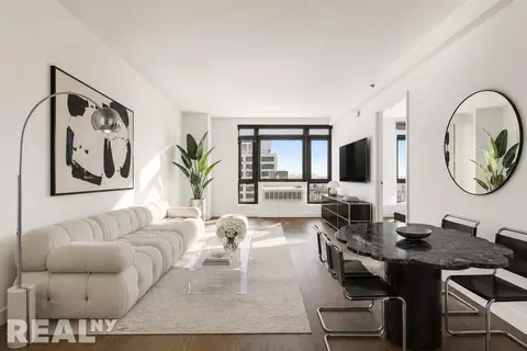 181 Front St #2C, Brooklyn, NY 11201