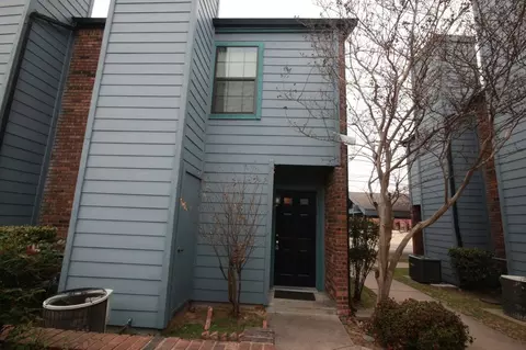 501 E A St #6, Jenks, OK 74037