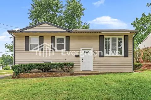 2509 Impala Dr, Mount Healthy Heights, OH 45231