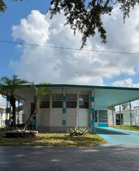 37031 Karen Ave #NA, Zephyrhills West, FL 33542