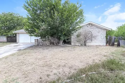 9402 Shields Dr, San Antonio, TX 78245