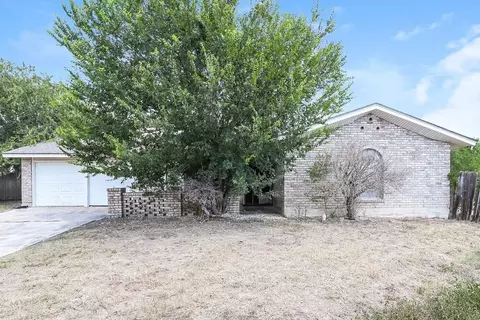 9402 Shields Dr, San Antonio, TX 78245