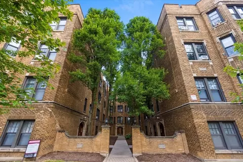 2332 W Addison St #B1, Chicago, IL 60618