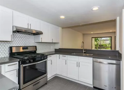 1925 N Via Miraleste #1422, Palm Springs, CA 92262