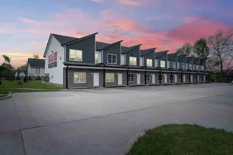 156 Excell Rd, Clarksville, TN 37043
