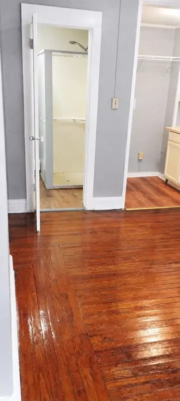 132 Spring St, Albany, NY 12203