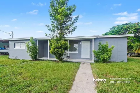 691 Sharon Cir, Port Charlotte, FL 33952