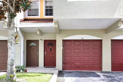 5700 Bentgrass Dr, Sarasota, FL 34235