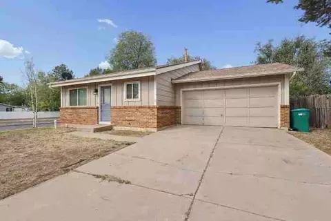 2390 Middleton Ct, Colorado Springs, CO 80916