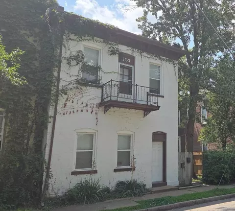 114 W Courtois St #1F, Saint Louis, MO 63111