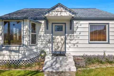 4523 N 16th St, Tacoma, WA 98406