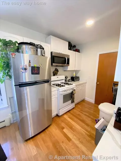359361 Western Ave #3, Cambridge, MA 02139