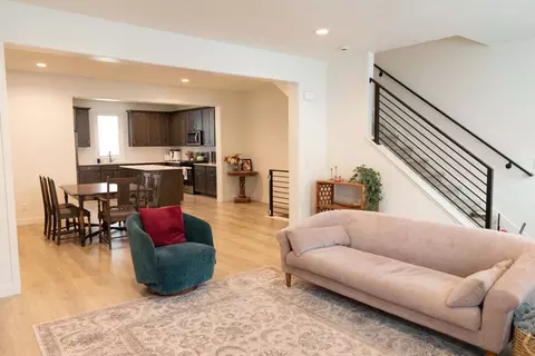 638 N Autumn Ash Cir, Kaysville, UT 84037