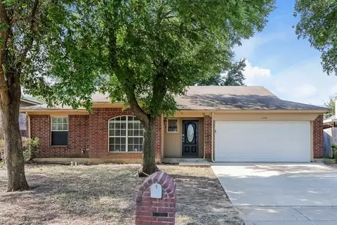 1104 Havenbrook Dr, Arlington, TX 76001