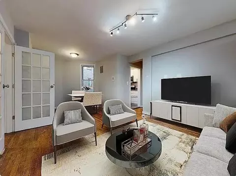 930 2nd Ave #2, New York, NY 10022