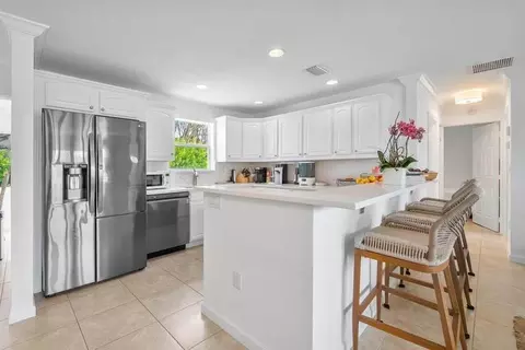 125 Gregory Pl, West Palm Beach, FL 33405