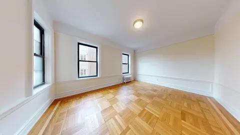 656 W 204th St #34, New York, NY 10034