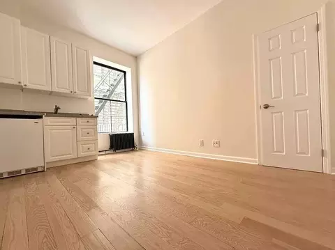 53 W 72nd St #3B, New York, NY 10023