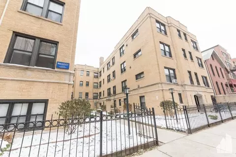 2840 N Orchard St #2842-26, Chicago, IL 60657