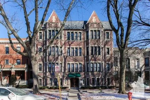 4631 N Paulina St #104, Chicago, IL 60640