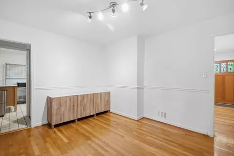 110 Devon Ct, Silver Spring, MD 20910 photo 11