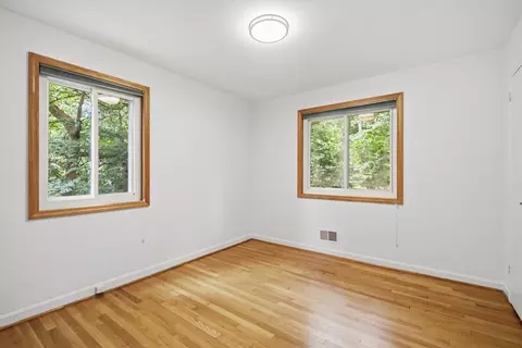 110 Devon Ct, Silver Spring, MD 20910 photo 17