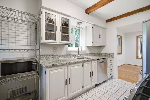 110 Devon Ct, Silver Spring, MD 20910 photo 8