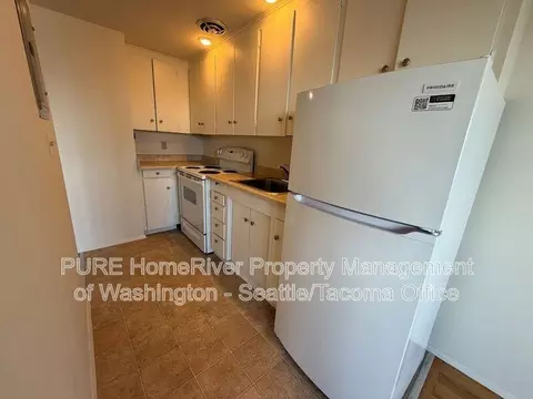 6609 SW Admiral Way #20, Seattle, WA 98116
