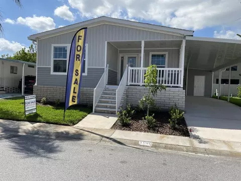 15666 49th St N #1090, Clearwater, FL 33762