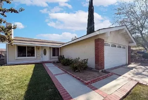 14600 Rosecourt Dr #2, Santa Clarita, CA 91387