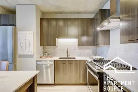 939 W Washington Blvd, Chicago, IL 60607