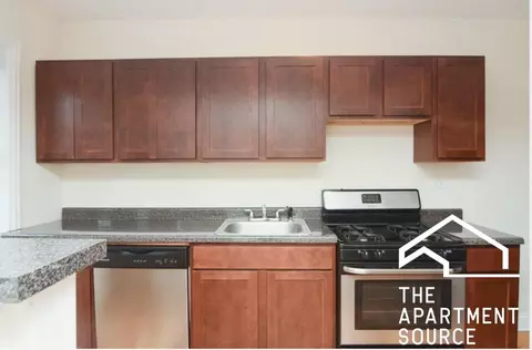 1101 W Wellington Ave #GDN, Chicago, IL 60657
