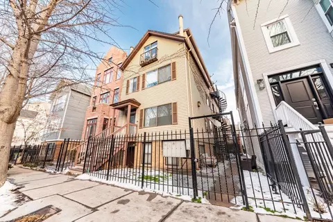 2643 N Southport Ave #E, Chicago, IL 60614