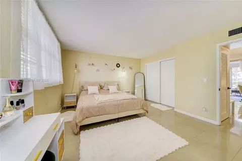 1040 SE 4th Ave #128, Deerfield Beach, FL 33441