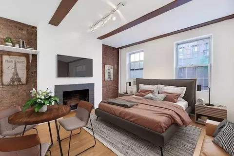 224 Sullivan St #E1, New York, NY 10012