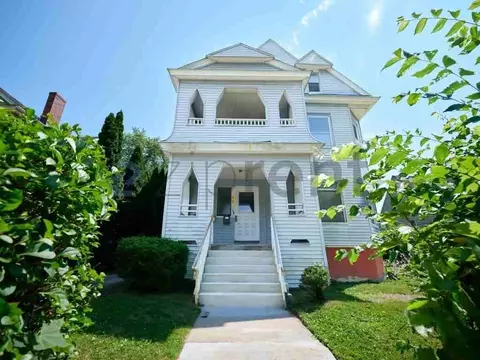 30 Forest Park Ave #2, Springfield, MA 01108