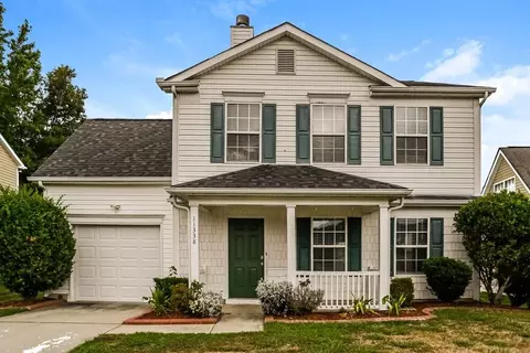 11338 Northwoods Forest Dr, Charlotte, NC 28214